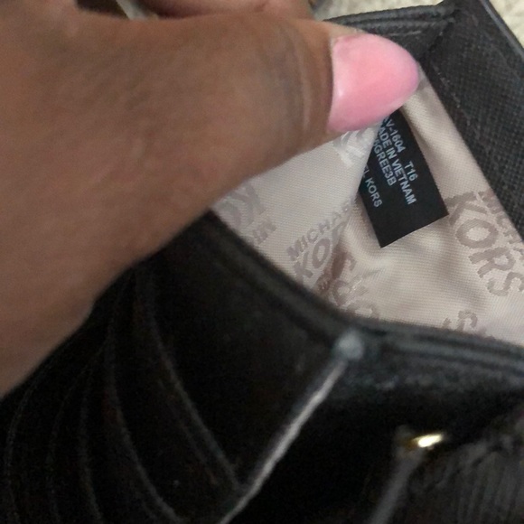 MK purse and wallets - Picture 7 of 8